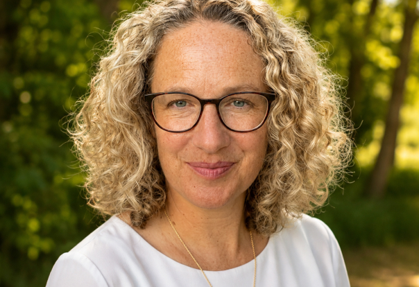 Dr. Helen Purtill